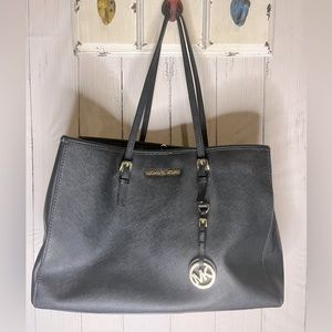 Mk Large Jet Set tote
